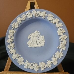 Wedgewood Blue and Cream Decorative trinket dish